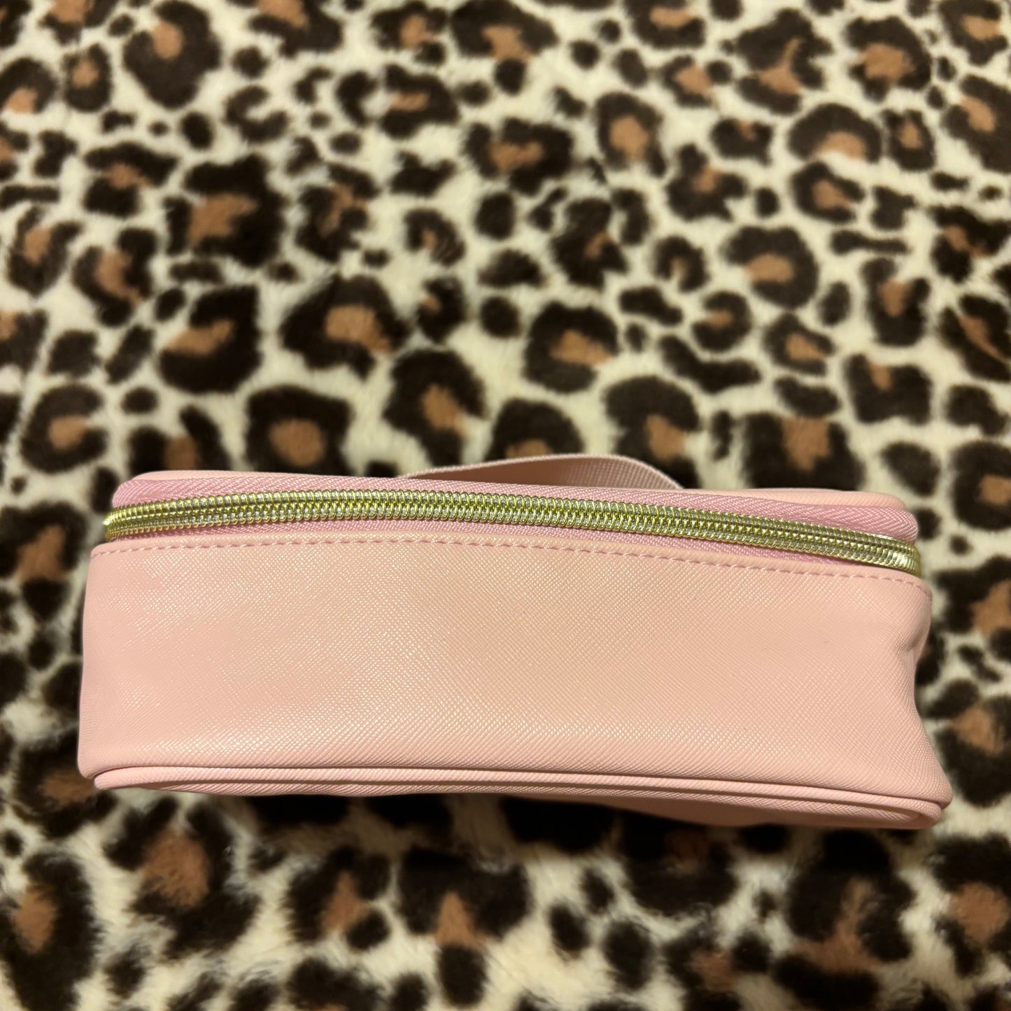 Roller Case (baby pink)